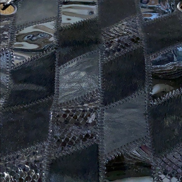 Chanel - Picture 7 of 8